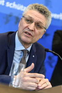 Pressebriefing desa Robert Koch Instituts in Berlin