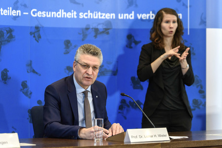 Pressebriefing desa Robert Koch Instituts in Berlin