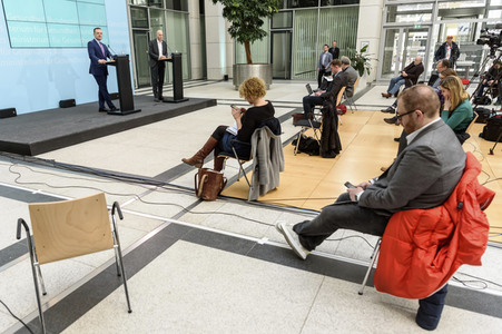 Presssekonferenz mit Jens Spahn in Berlin
