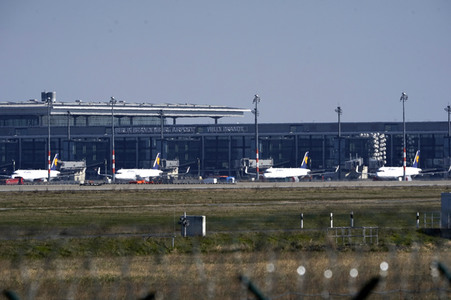 Flugrückgang wegen der Corona-Krise in Berlin