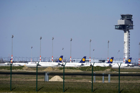 Flugrückgang wegen der Corona-Krise in Berlin