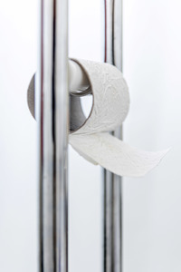 Symbolfoto mangelndes Toilettenpapier