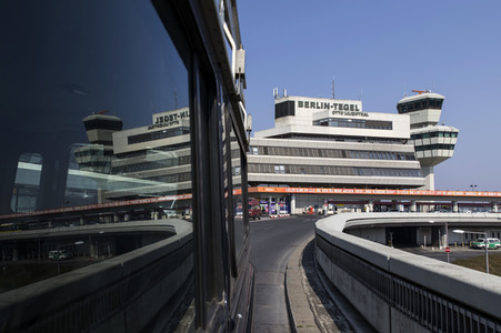 Symbolfoto Einschränkungen im Flugverkehr