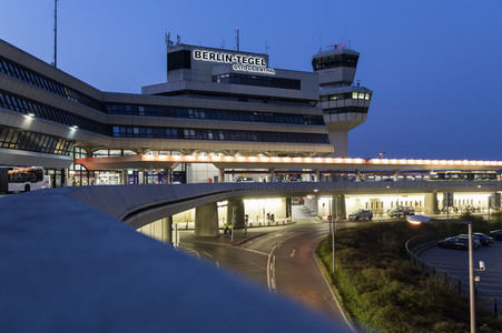 Symbolfoto Einschränkungen im Flugverkehr