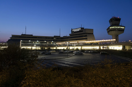 Symbolfoto Einschränkungen im Flugverkehr