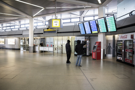 Symbolfoto Einschränkungen im Flugverkehr