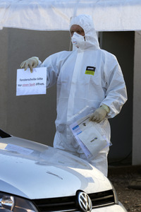 Corona-Drive-In-Teststation in Landsberg