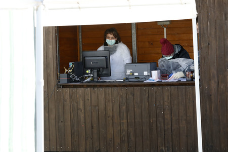 Corona-Drive-In-Teststation in Landsberg