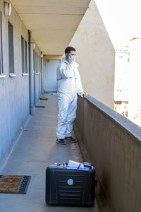 Schornsteinfeger arbeitet während der Coronakrise in Nürnberg