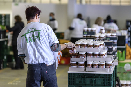 Die Berliner Tafel hilft während der Coronakrise