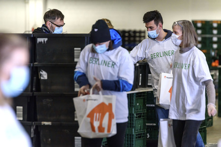 Die Berliner Tafel hilft während der Coronakrise