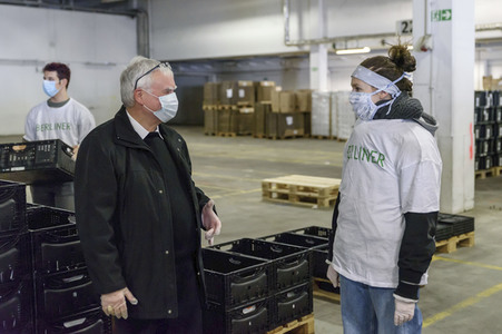 Die Berliner Tafel hilft während der Coronakrise