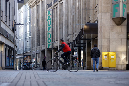 Symbolfoto Galeria Karstadt Kaufhof
