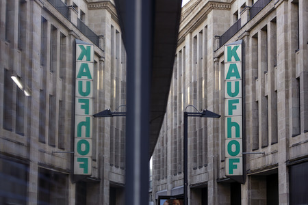 Symbolfoto Galeria Karstadt Kaufhof