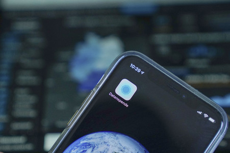 Symbolfoto Corona-Datenspende-App des RKI