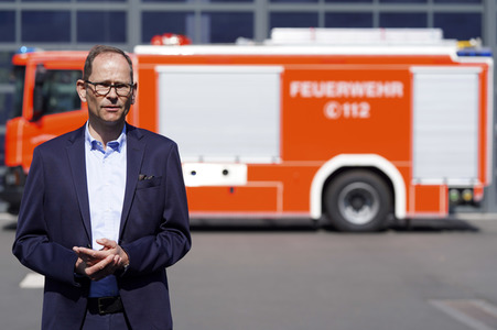 Bayer spendet Desinfektionsmittel an die Stadt Köln