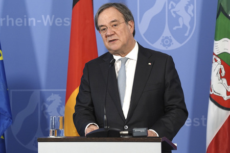 Pressekonferenz zur Covid-19 Case-Cluster-Study in Düsseldorf