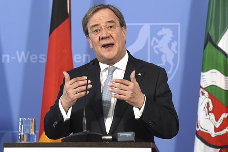 Pressekonferenz zur Covid-19 Case-Cluster-Study in Düsseldorf