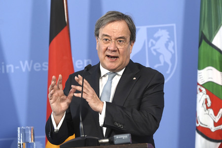 Pressekonferenz zur Covid-19 Case-Cluster-Study in Düsseldorf