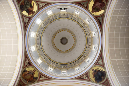 Eingeschränkter Oster-Gottesdienst wegen Corona-Krise in Potsdam