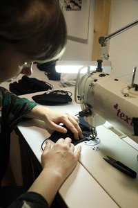 Symbolbild selbstgenähter Mundschutz