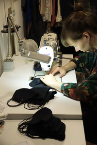 Symbolbild selbstgenähter Mundschutz