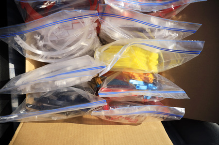 Wissenschaftsladen Potsdam e.V. druckt mit dem 3D Drucker Gesichtsschilder