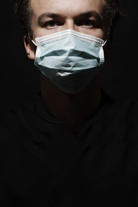 Wissenschaftsladen Potsdam e.V. druckt mit dem 3D Drucker Gesichtsschilder