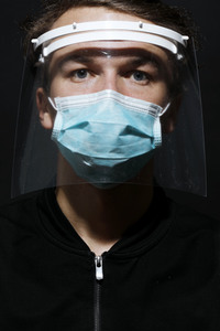 Wissenschaftsladen Potsdam e.V. druckt mit dem 3D Drucker Gesichtsschilder