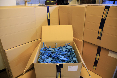 Wissenschaftsladen Potsdam e.V. druckt mit dem 3D Drucker Gesichtsschilder