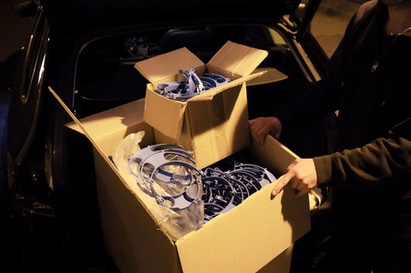 Wissenschaftsladen Potsdam e.V. druckt mit dem 3D Drucker Gesichtsschilder