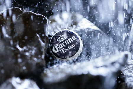 Symbolfoto Corona Extra