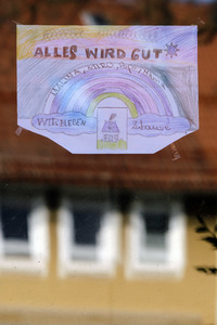 Fensterbilder in einer Grundschule in Hannover