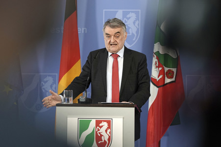 Pressekonferenz zur NRW Soforthilfe in Düsseldorf