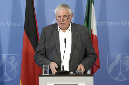 Pressebriefing zur aktuellen Lage in der Coronakrise in Düsseldorf