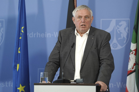 Pressebriefing zur aktuellen Lage in der Coronakrise in Düsseldorf