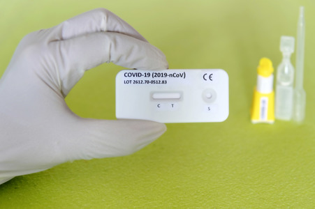 Symbolbild Antikörper-Test für Coronavirus