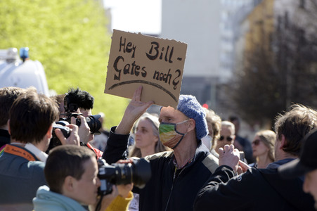 4. Verschwörungstheoretiker-Protest in Berlin