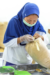 Kokosblütenzuckerproduktion in Yogyakarta