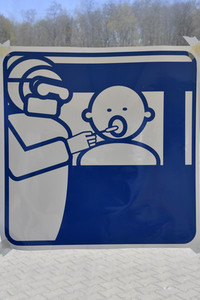 Eröffnung eines Corona-Drive-in auf dem Zentralen Festplatz in Berlin