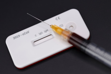 Symbolfoto Corona-Test
