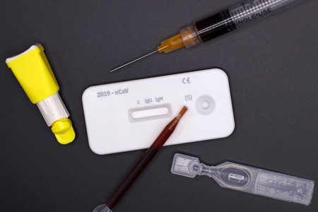 Symbolfoto Corona-Test