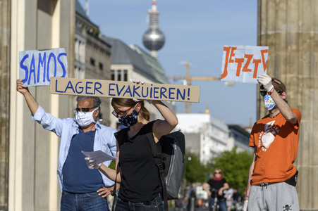 Demonstration für die Evakuierung der griechischen Flüchtlingslager in Berlin