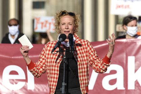 Demonstration für die Evakuierung der griechischen Flüchtlingslager in Berlin