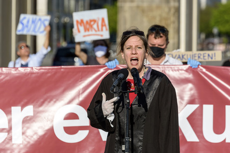 Demonstration für die Evakuierung der griechischen Flüchtlingslager in Berlin