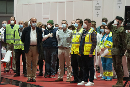 Lesung im Corona Behelfskrankenhaus in Madrid