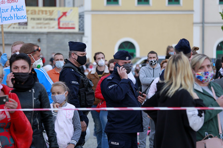 Demonstration gegen Schließung der deutsch-polnischen Grenze in Görlitz