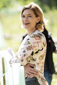 Julia Klöckner besichtigt Wald-Wiederaufforstungsfläche in Rehberg