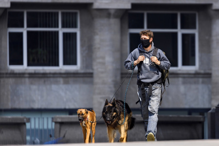Symbolfoto Maskenpflicht