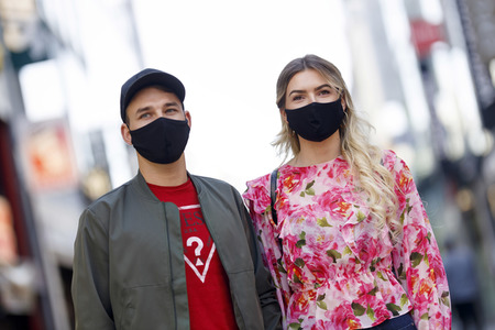 Symbolfoto Maskenpflicht